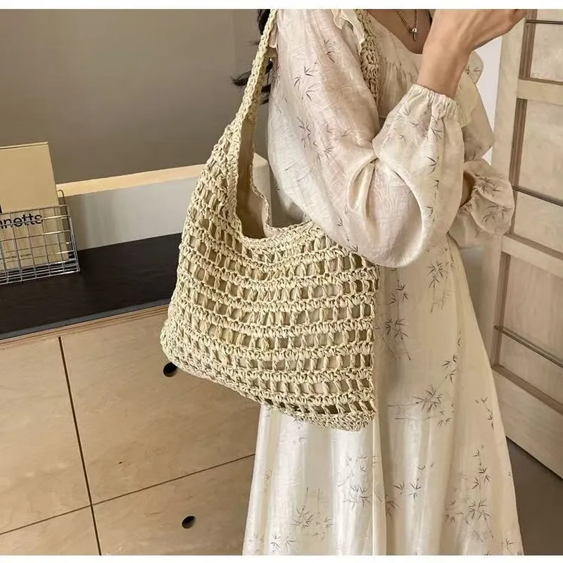 Hollow Woven Straw Tote Bag On - đánh giá và giá Tote Bag Beach