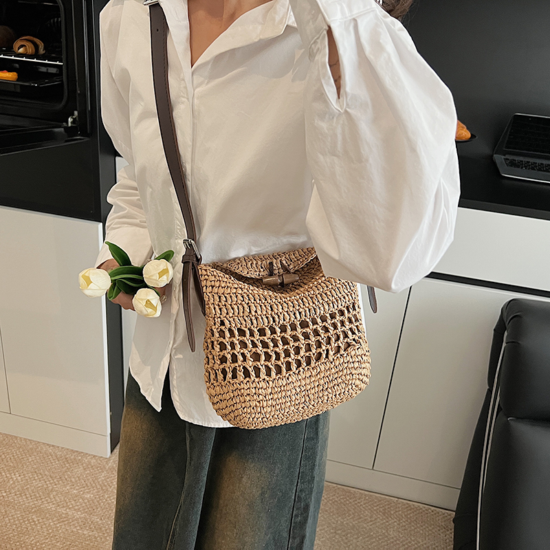 Small Woven Straw Bucket Bag L - đánh giá và giá Crochet Bag Raffia