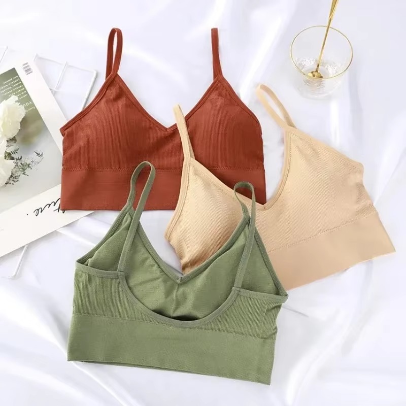 Seamless Women Push Up Bra Bea - đánh giá và giá Bralette Triangle Set